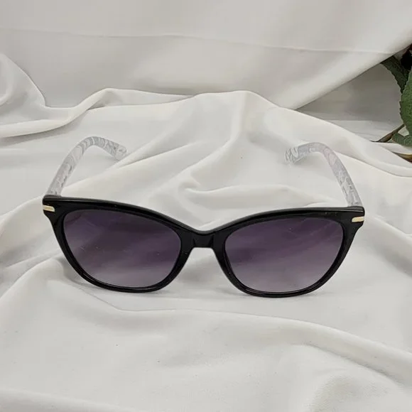 Vera Bradley | Accessories | Vera Bradley Alyse Sunglasses 